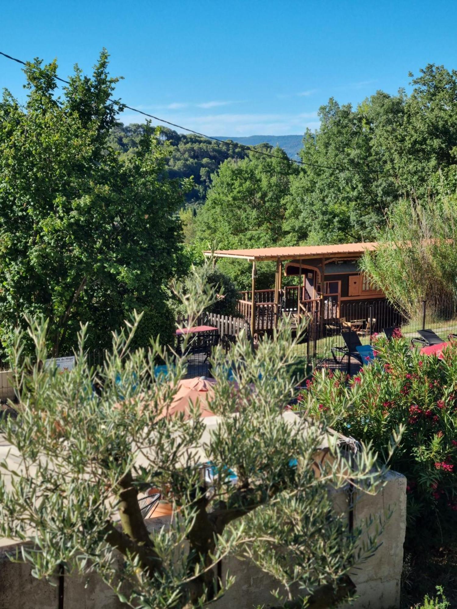 L'Oustaou Du Luberon Et Spa Villelaure Exterior foto